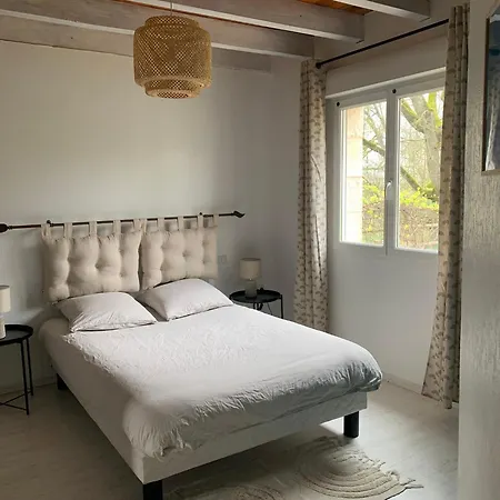 Au Calme A 15 Min D'albi, 7 Personnes Taix