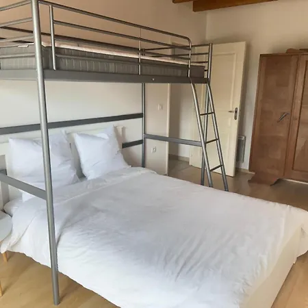 Au Calme A 15 Min D'albi, 7 Personnes * Taix