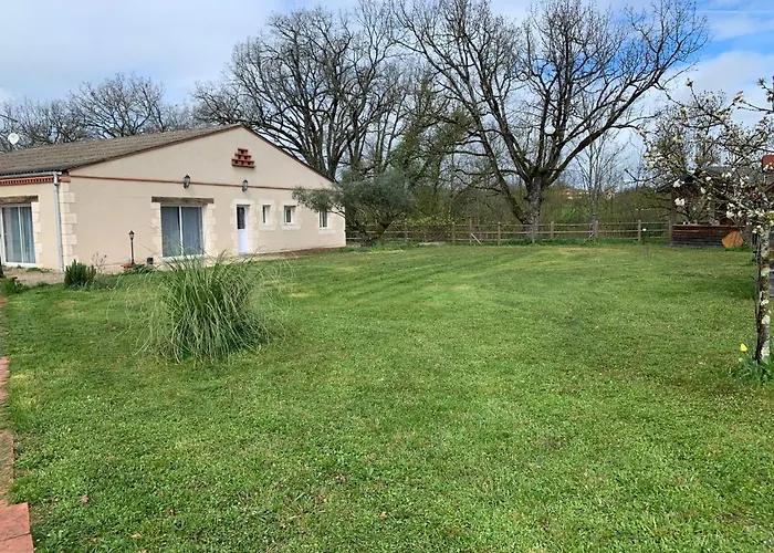 Au Calme A 15 Min D'albi, 7 Personnes Prázdninový dům *