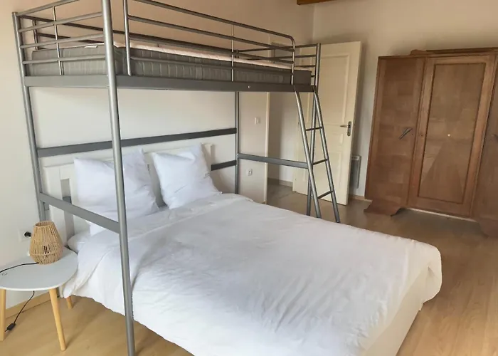 Au Calme A 15 Min D'albi, 7 Personnes * Taix